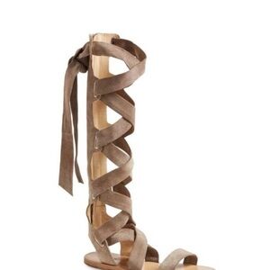 rag & bone Ilaria Suede Knee-High Lace-Up Gladiator Sandals in Taupe size 5/35